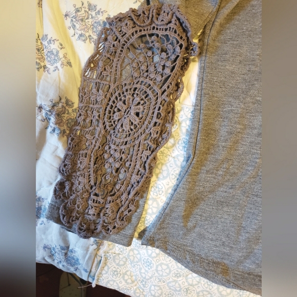 Grey Embroidery Tunic NWOT {XJF•MC}, XL - Picture 5 of 7